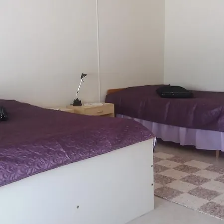 Kolmostien Kotokortteeri Apartment